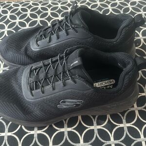 Sketcher’s size 13.